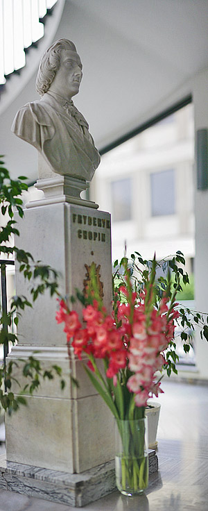 Fryderyk Chopin - popiersie, UMFC